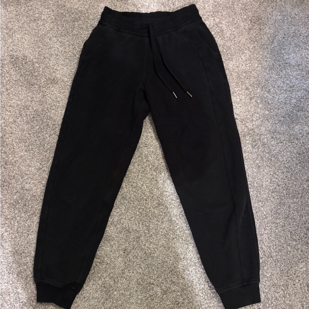 Lululemon joggers
